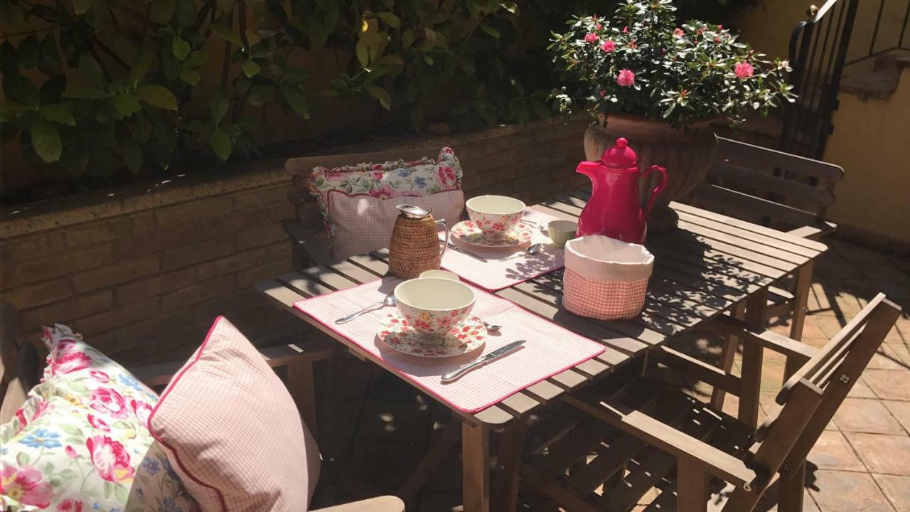 Appartamento Monolocale Con Giardino