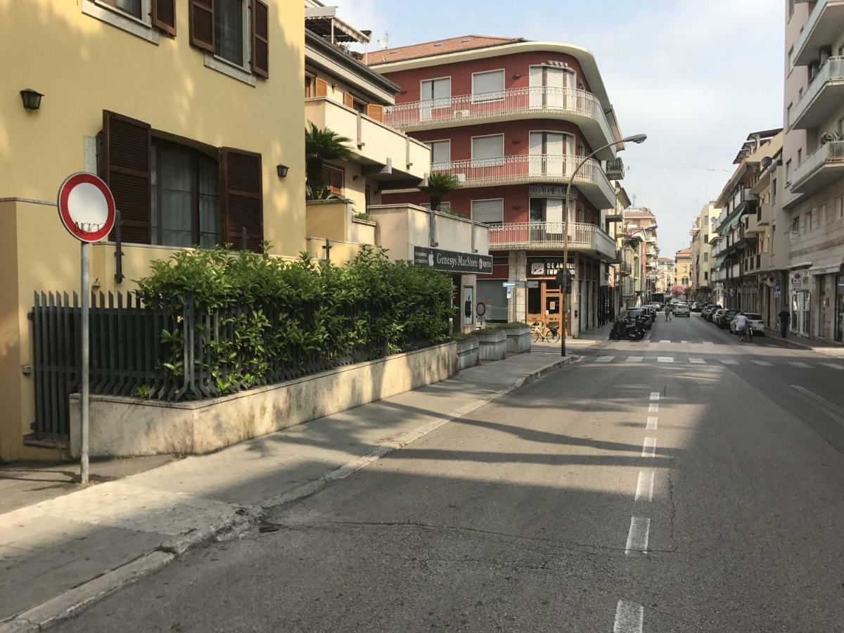 Appartamento Monolocale Con Giardino